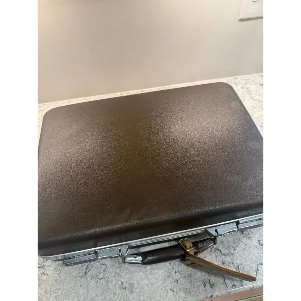 Vintage American Tourister Hard Shell Briefcase Brown